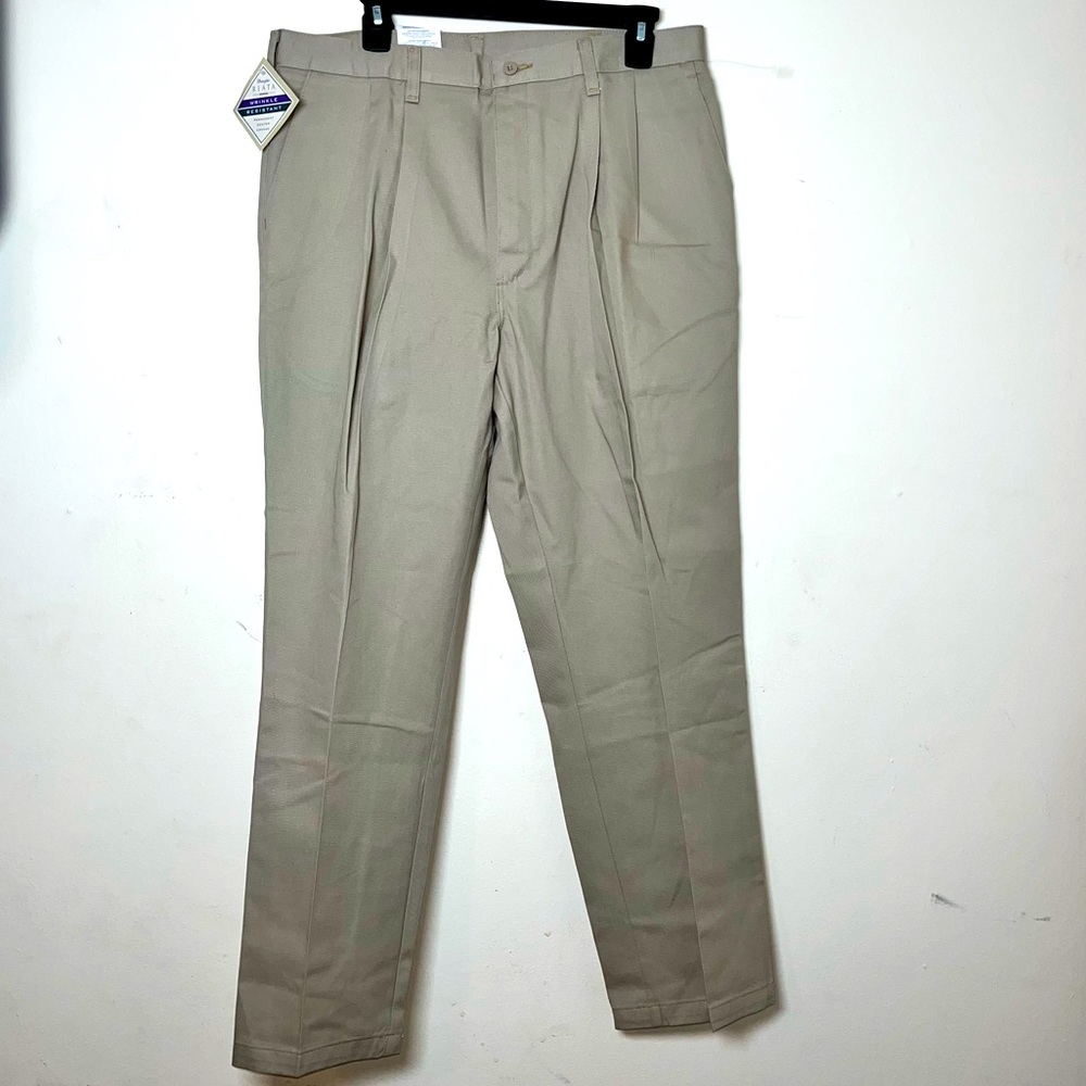 NWT Wrangler Men's Pleated Front Casual Pant size 35wx30L
